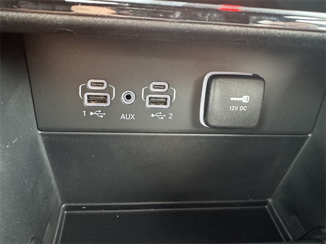 2025 Jeep Grand Cherokee Limited photo 29
