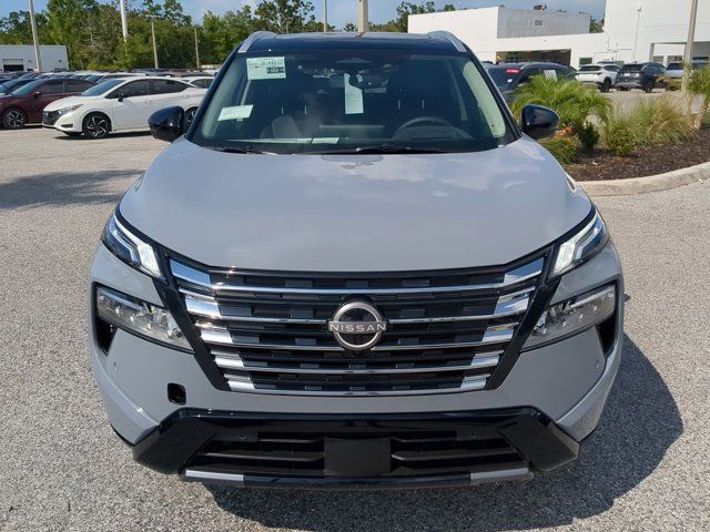 2025 Nissan Rogue Platinum photo 9