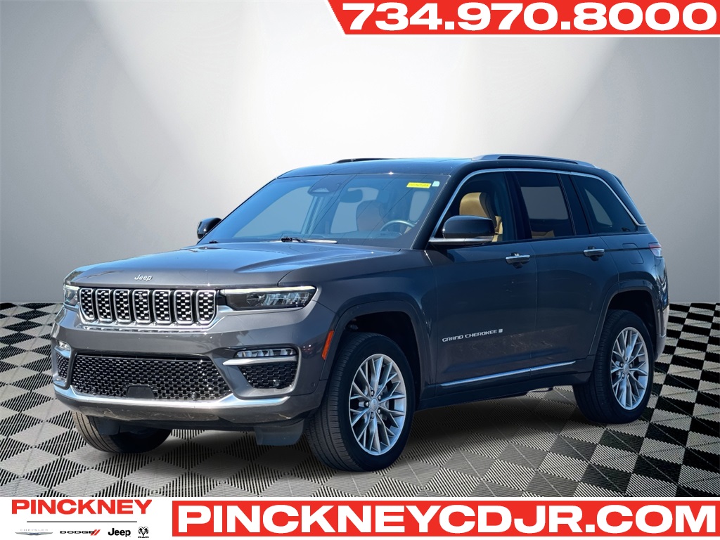 2022 Jeep Grand Cherokee Summit's photo