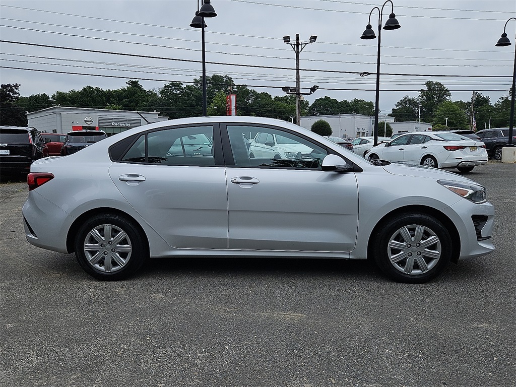2022 Kia Rio LX photo 8