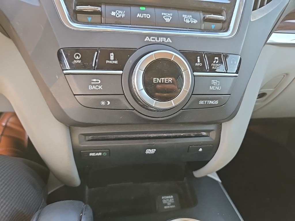 2014 Acura MDX SH-AWD photo 16