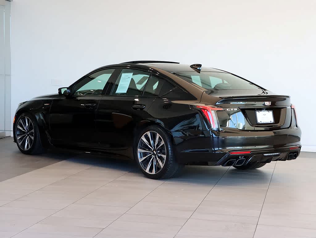 2023 Cadillac CT5 photo 2