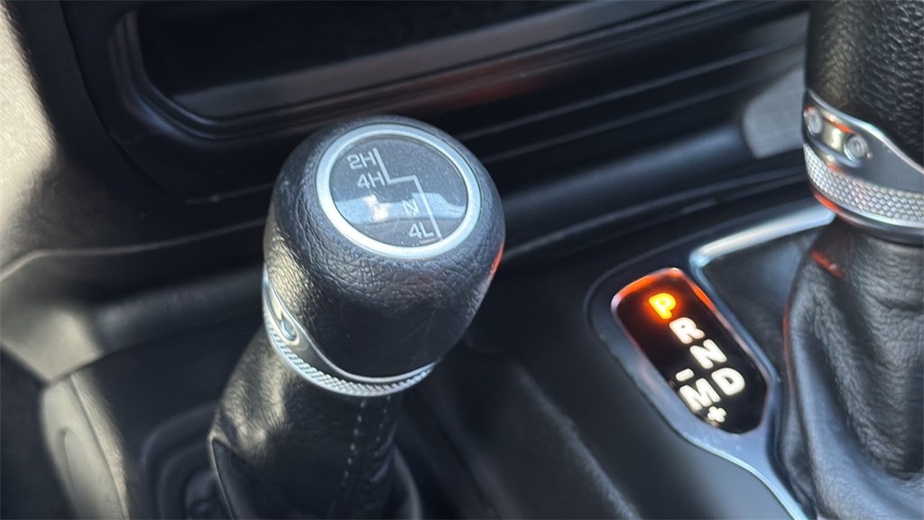 2022 Jeep Wrangler Willys photo 29