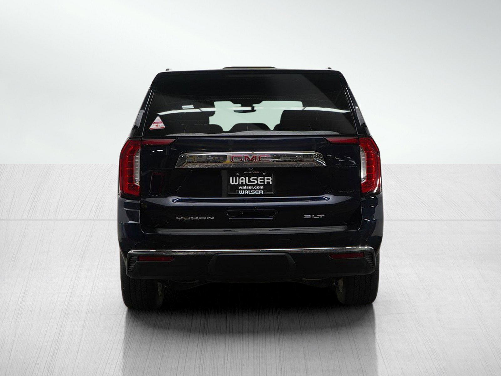 2021 Gmc Yukon SLT photo 2