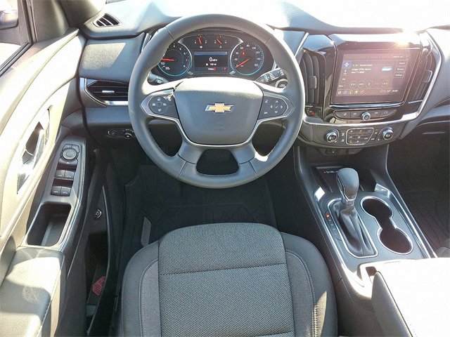 2023 Chevrolet Traverse Cloth photo 13