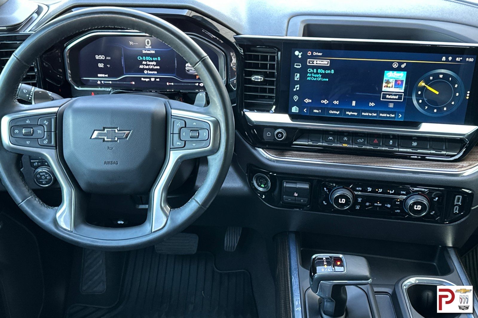 2024 Chevrolet Silverado 1500 RST photo 16