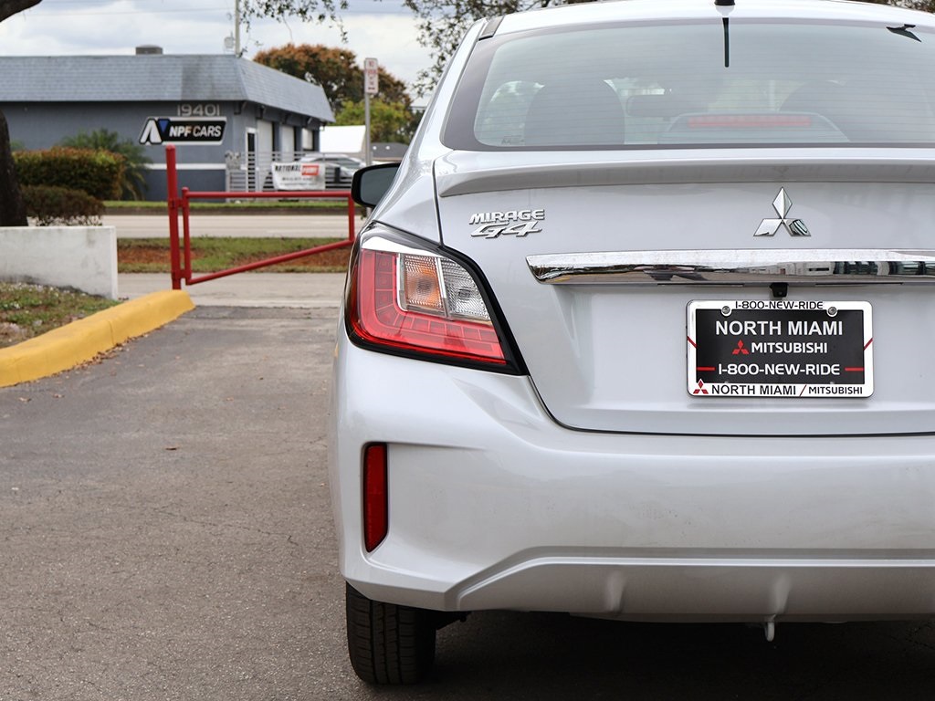 2024 Mitsubishi Mirage G4 ES photo 12