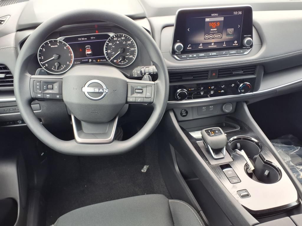 2025 Nissan Rogue S photo 3