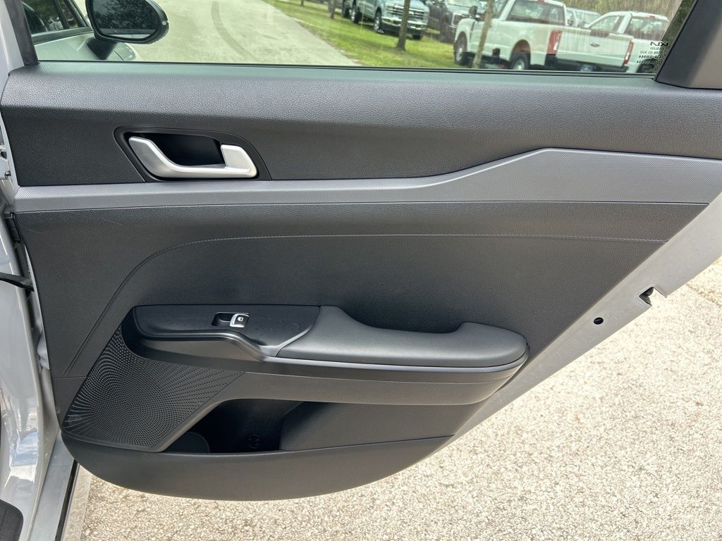 2022 Kia K5 GT-Line photo 38