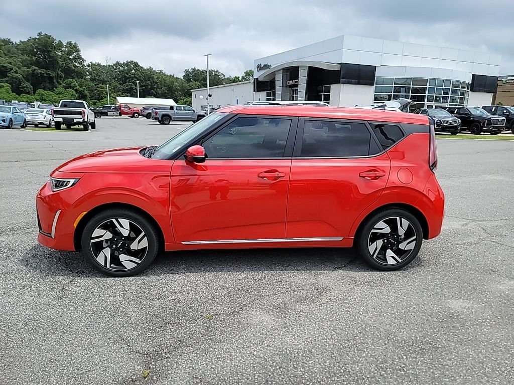 2025 Kia Soul GT-Line photo 4