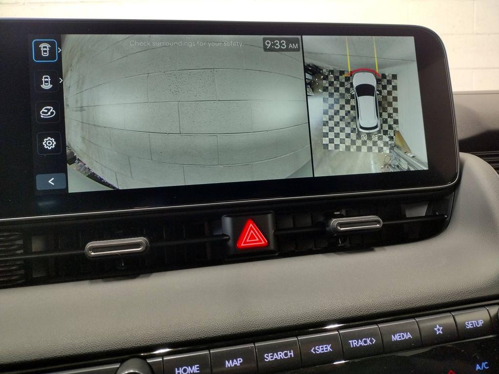 2025 Hyundai Ioniq 5 photo 9