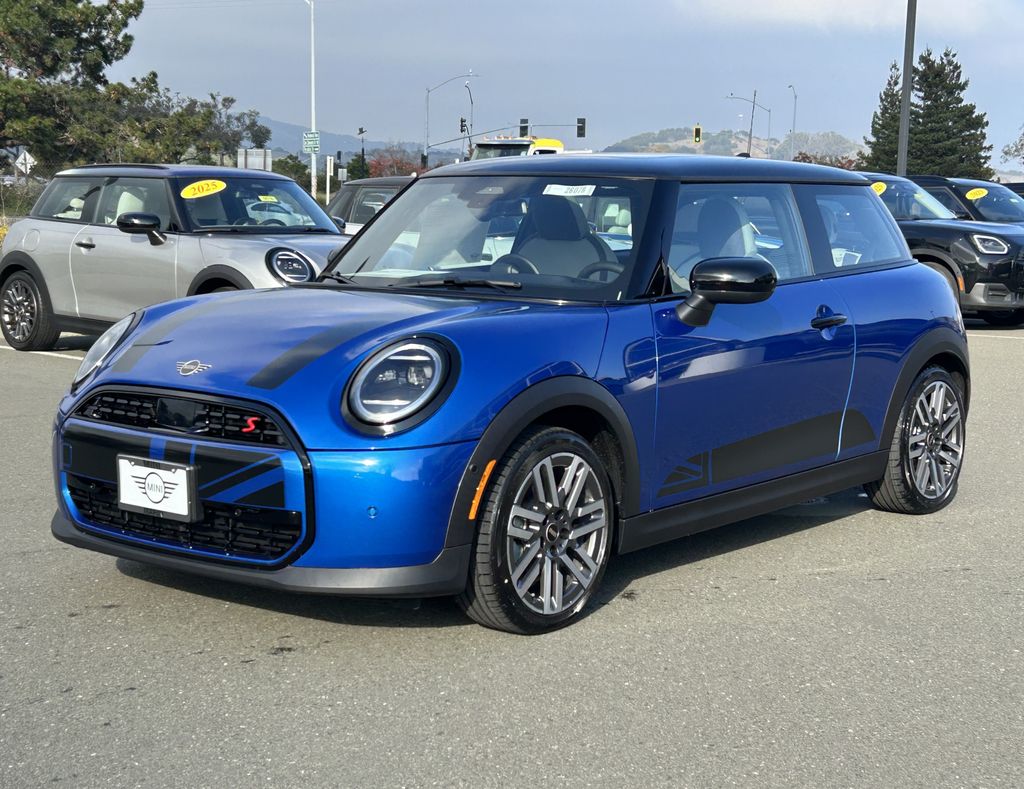 2026 MINI Hardtop 2 Door S's photo