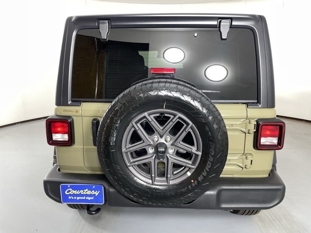 2025 Jeep Wrangler Sport S photo 6
