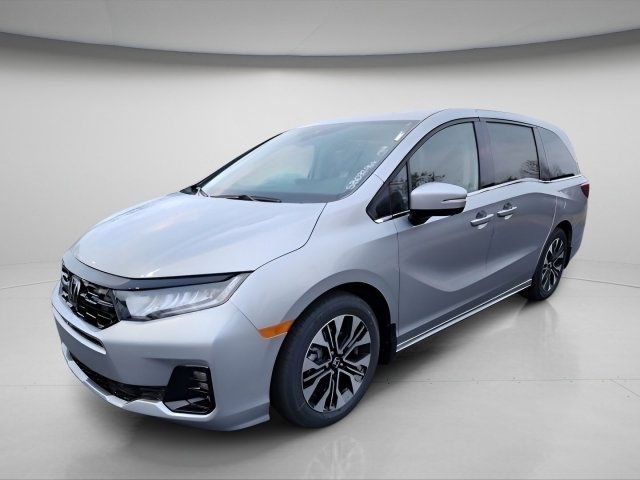2026 Honda Odyssey Elite photo 3