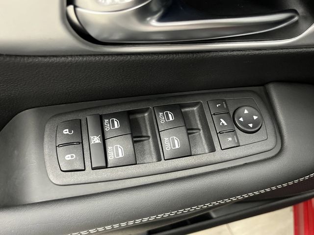 2026 Chrysler Pacifica Limited photo 26
