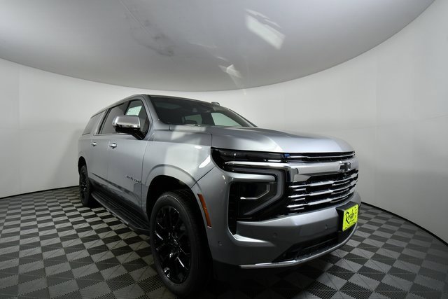 2026 Chevrolet Suburban Premier photo 2