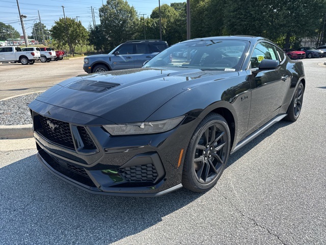 2025 Ford Mustang GT photo 4