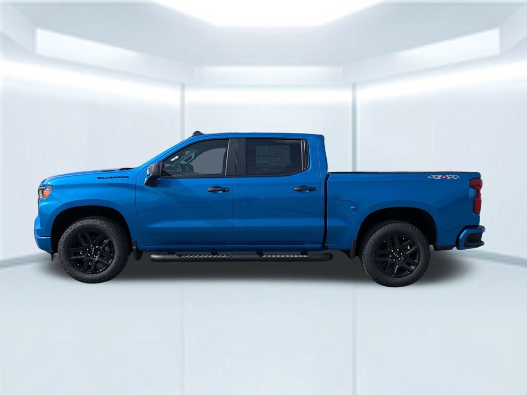 2026 Chevrolet Silverado 1500 Custom photo 2