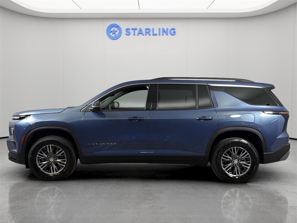 2025 Chevrolet Traverse photo 3