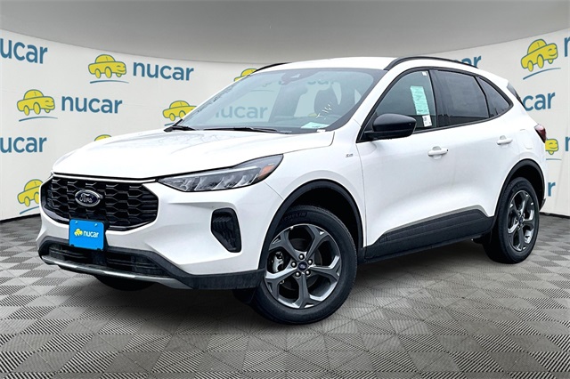 2025 Ford Escape ST-Line photo 2