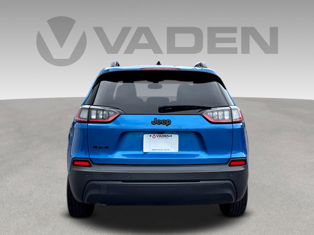 2023 Jeep Cherokee Altitude Lux photo 17