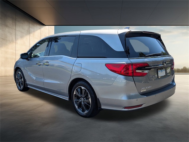 2024 Honda Odyssey Elite photo 6