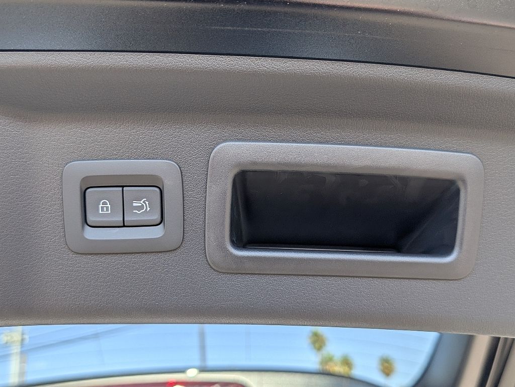 2026 Mazda CX-90 3.3 Turbo Preferred photo 12
