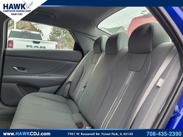 2024 HYUNDAI ELANTRA - Image 11