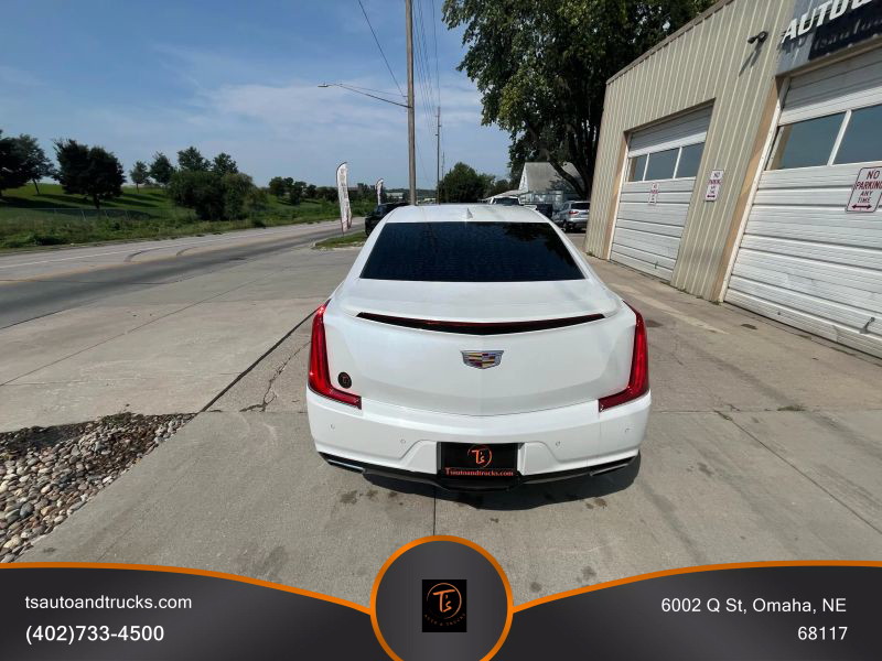 2019 Cadillac XTS Platinum photo 3