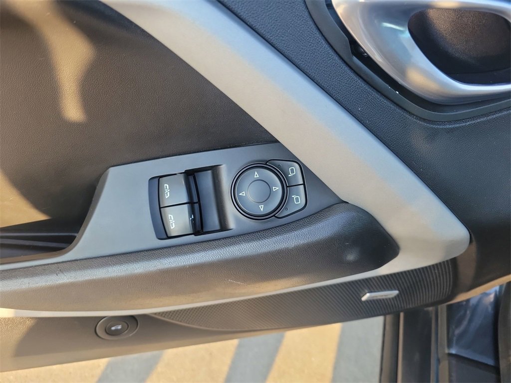 2019 Chevrolet Camaro 1LT photo 12