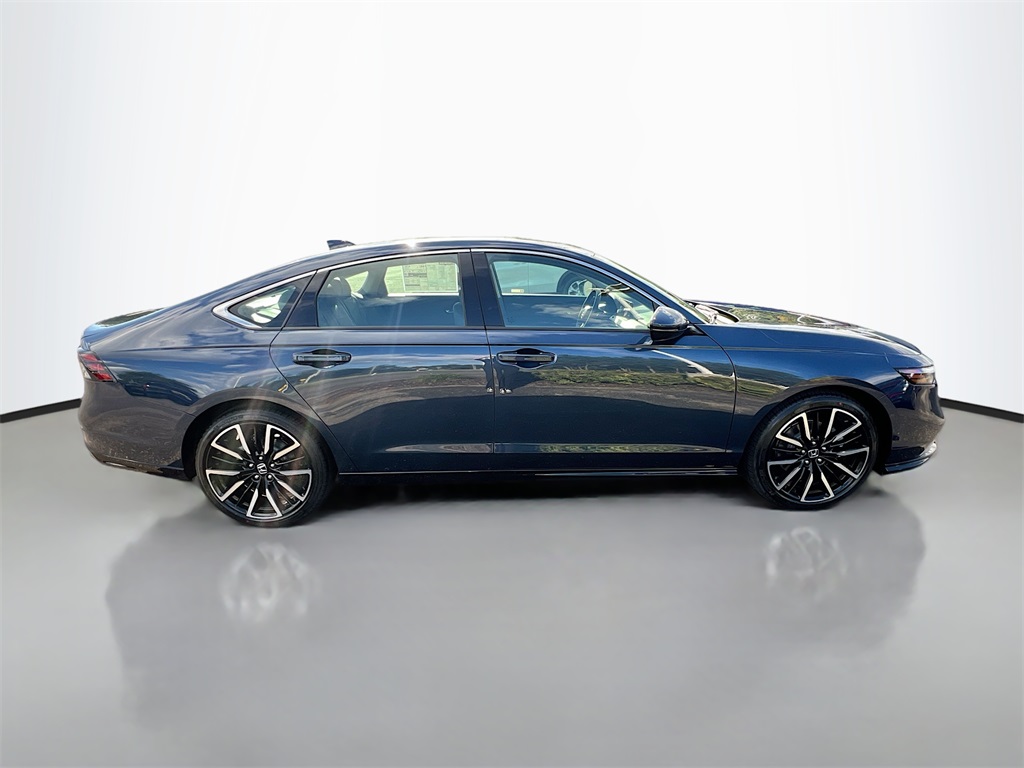2025 Honda Accord Hybrid Touring photo 8
