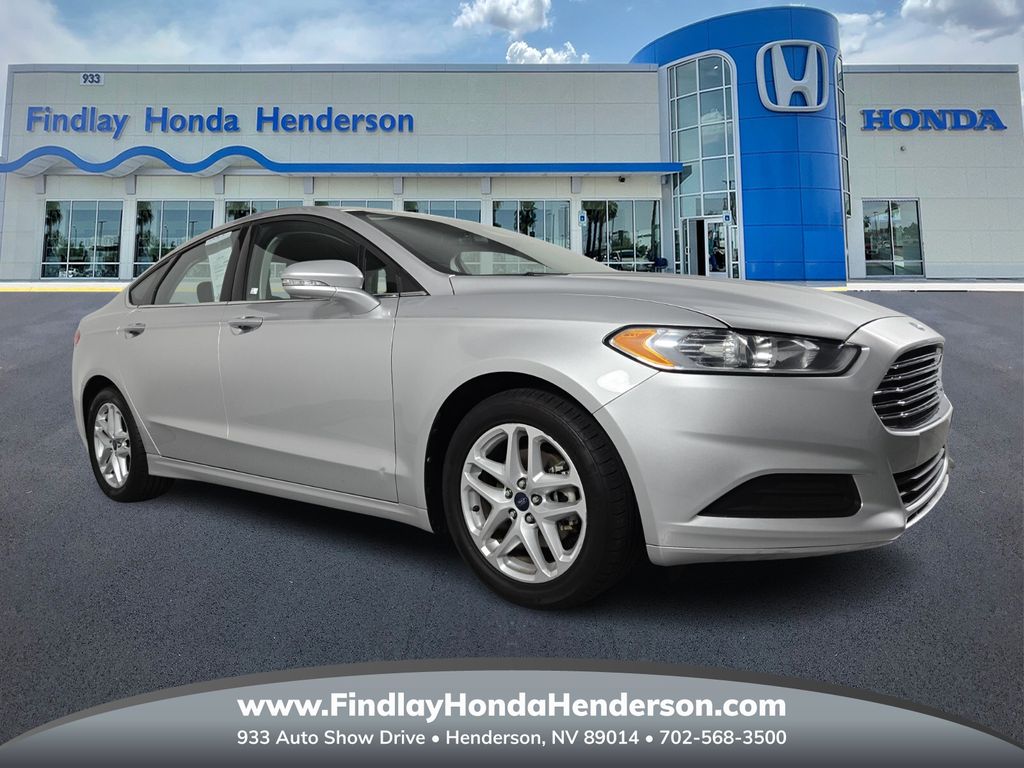 2014 Ford Fusion SE