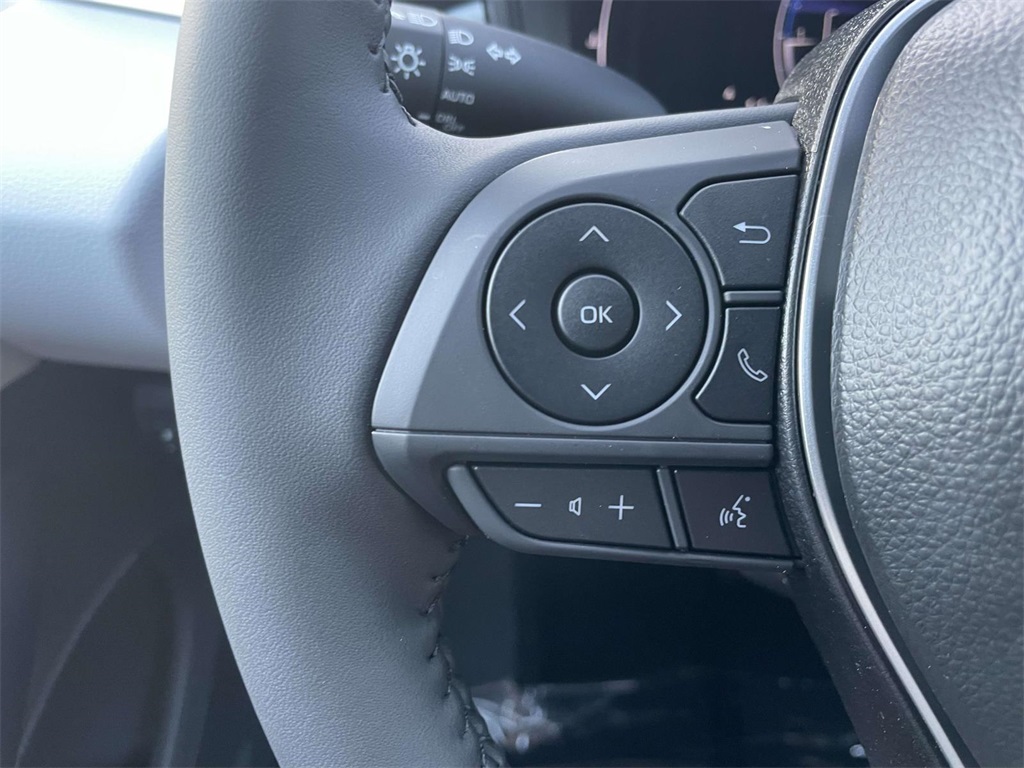 2026 Toyota Corolla SE photo 20