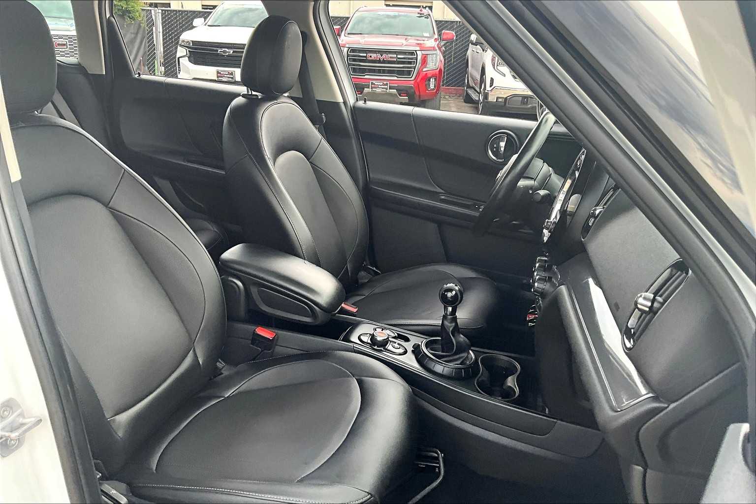 2017 Mini Countryman photo 8