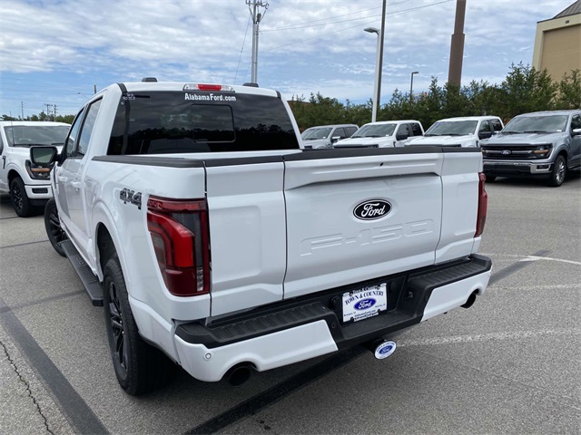2025 Ford F-150 Lariat photo 2