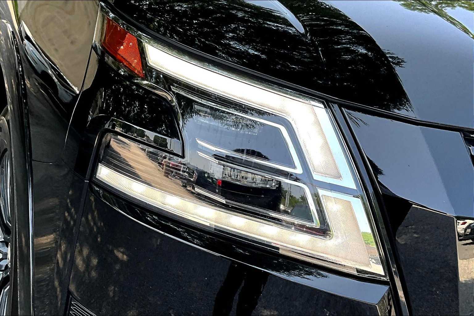 2023 Nissan Armada SL photo 17