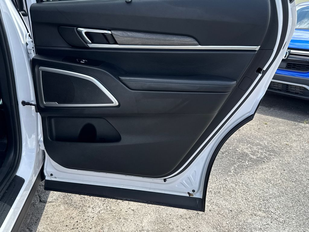 2022 Kia Telluride EX photo 13
