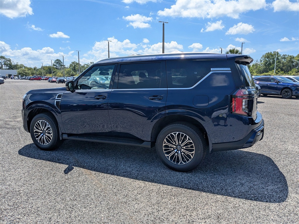 2025 Nissan Armada SL photo 4