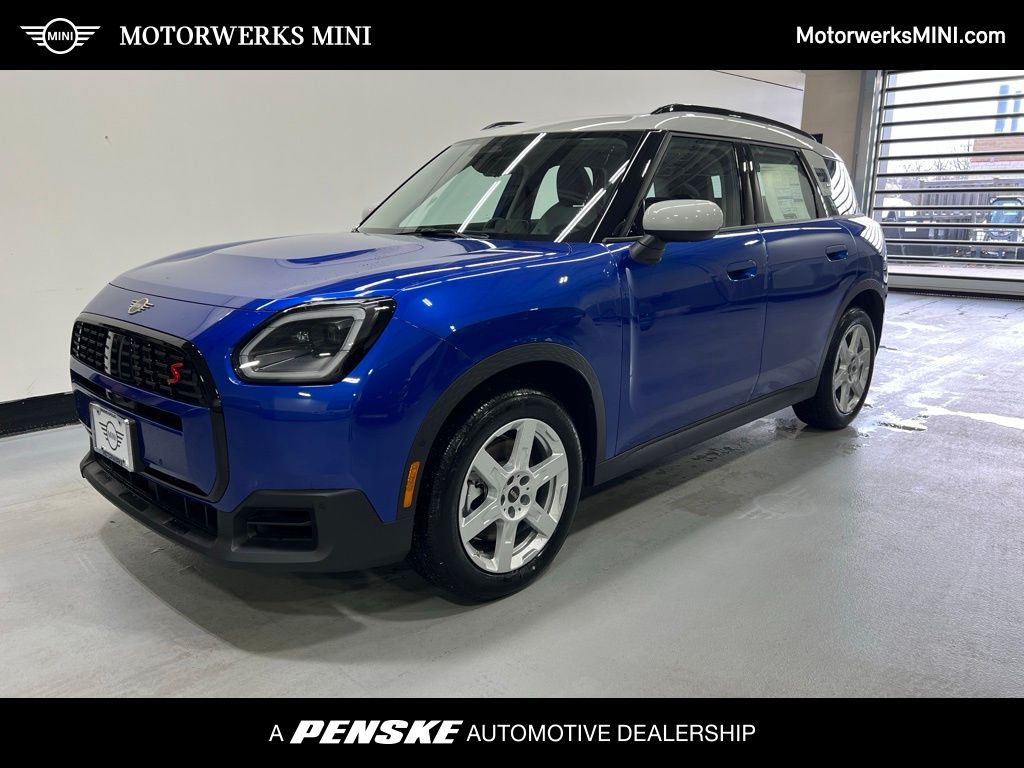 2025 MINI Countryman S's photo