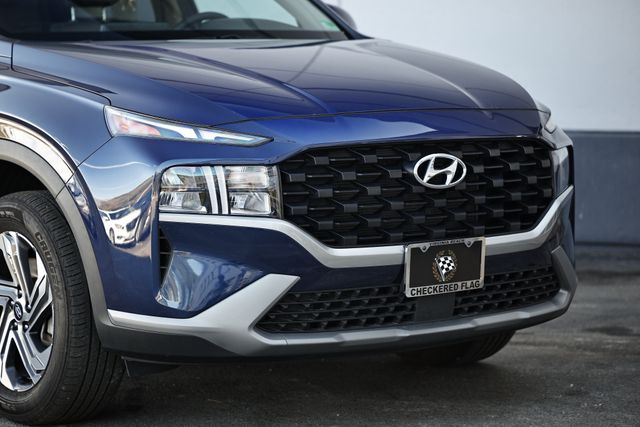 2023 Hyundai Santa Fe SE photo 2