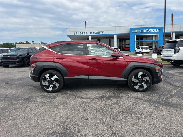 2024 Hyundai Kona Limited photo 2