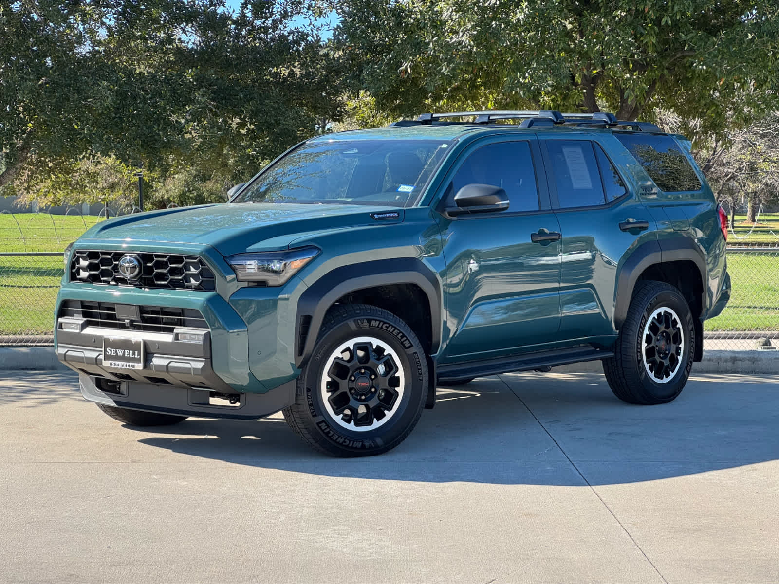 2025 Toyota 4Runner TRD Off-Road's photo