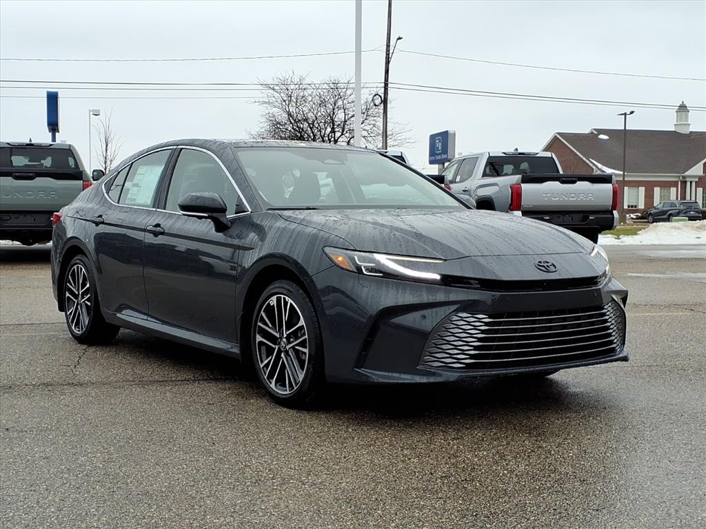 2026 Toyota Camry XLE's photo