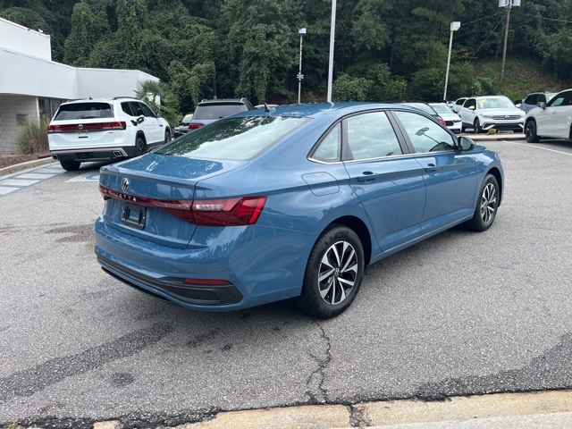 2026 Volkswagen Jetta 1.5T S photo 3