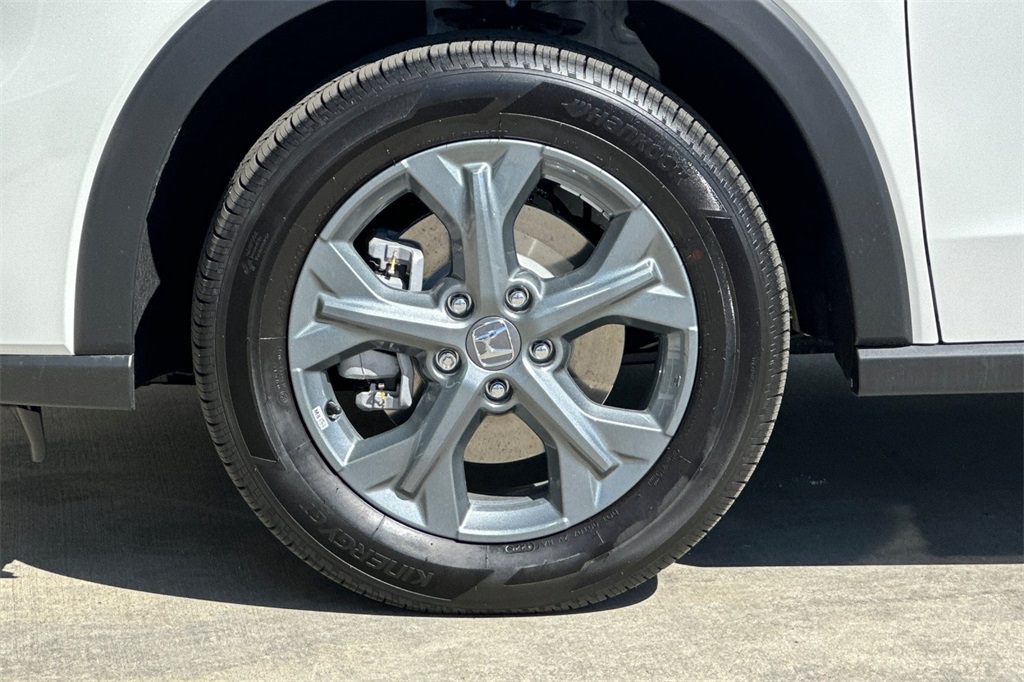 2026 Honda HR-V LX photo 30