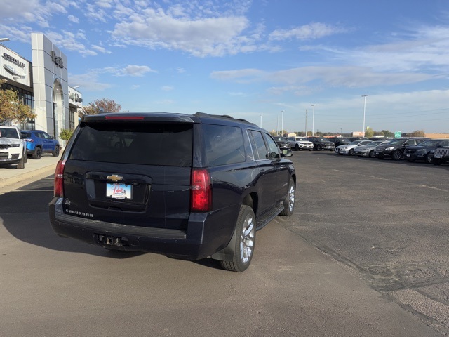 Used 2020 Chevrolet Suburban LT with VIN 1GNSKHKC3LR114459 for sale in Luverne, Minnesota
