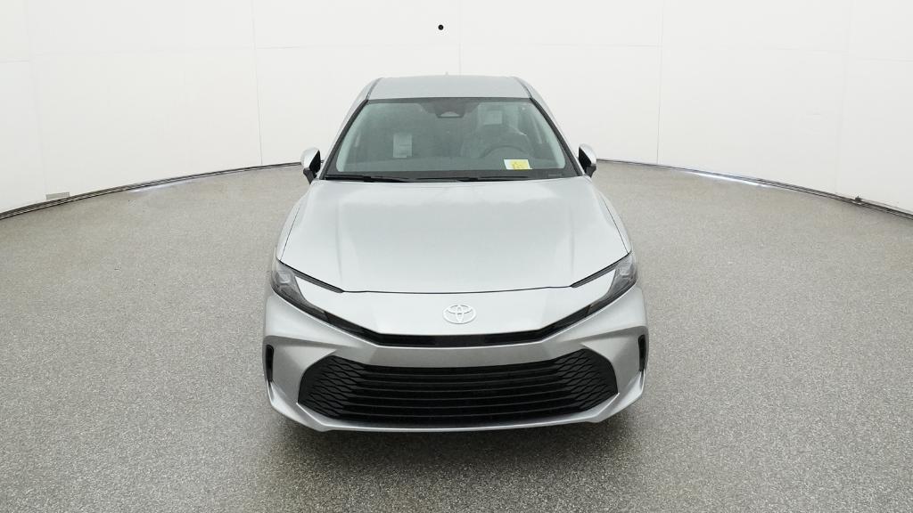 2026 Toyota Camry LE photo 2