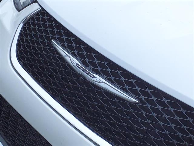 2023 Chrysler Pacifica Limited photo 27