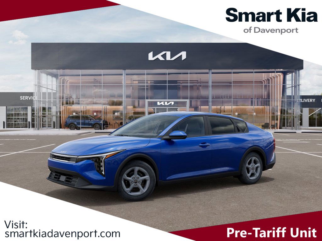 2025 Kia K4 LXS photo 3