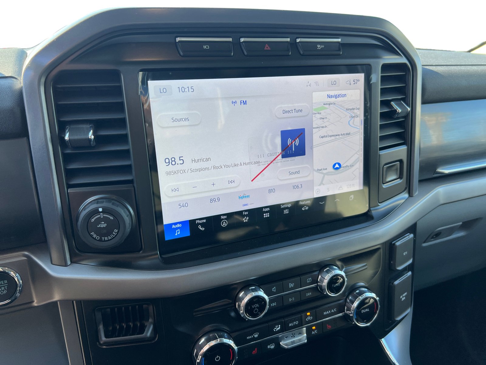 2024 Ford F-150 Lightning XLT photo 5